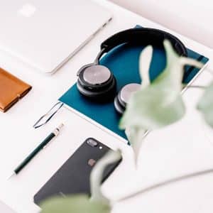 Battle of the cards: Credit vs Debit vs Prepaid vs Secured [Which Is Right For You!], personal finance tips, credit cards for bad credit, tips for how to get a secured credit card, #personalfinance, #creditcard, #securedcard, #securedcreditcard