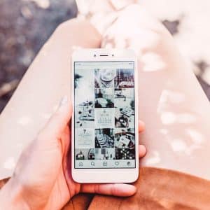 creating a blog, create content, create content for social media fast, content marketing strategy (1)