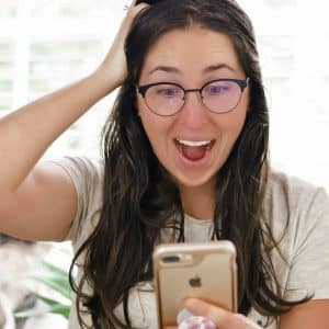 how to payoff debt, snowball method, avalanche method, get out of debt tips, #debt, #payoffdebt, #getoutofdebt, #debtrepayment, #debttips, #credithelp, #credittips